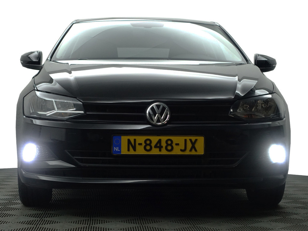 
Volkswagen Polo 1.0 TSI Highline Aut- Keyless, Stoelverwarming, Park Assist, Led, Front Assist, Cruise vol									