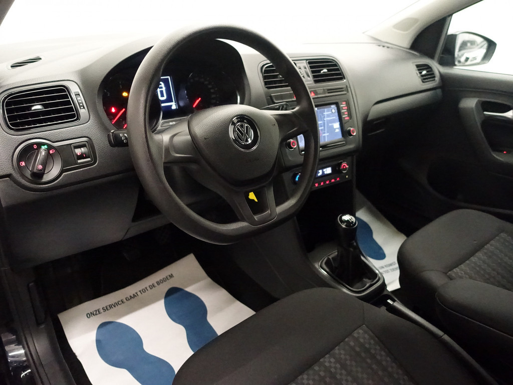 
Volkswagen Polo 1.4 TDI Highline Bluemotion – Navi, Clima, Cruise, Dealer onderhouden vol									