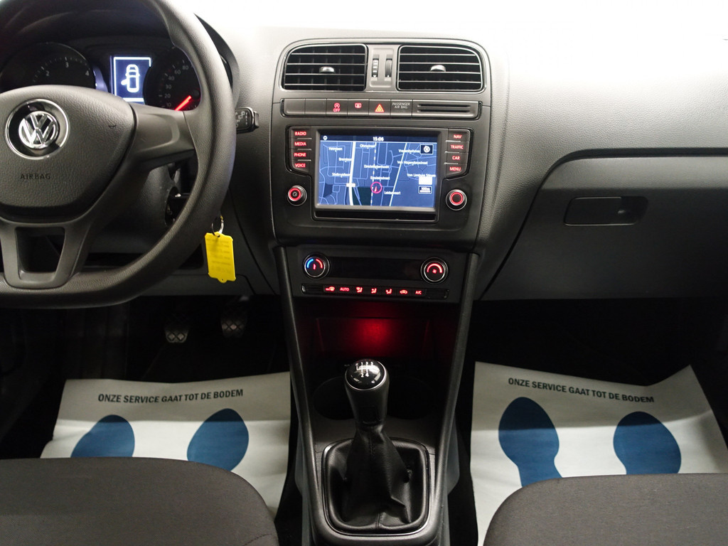 
Volkswagen Polo 1.4 TDI Highline Bluemotion – Navi, Clima, Cruise, Dealer onderhouden vol									