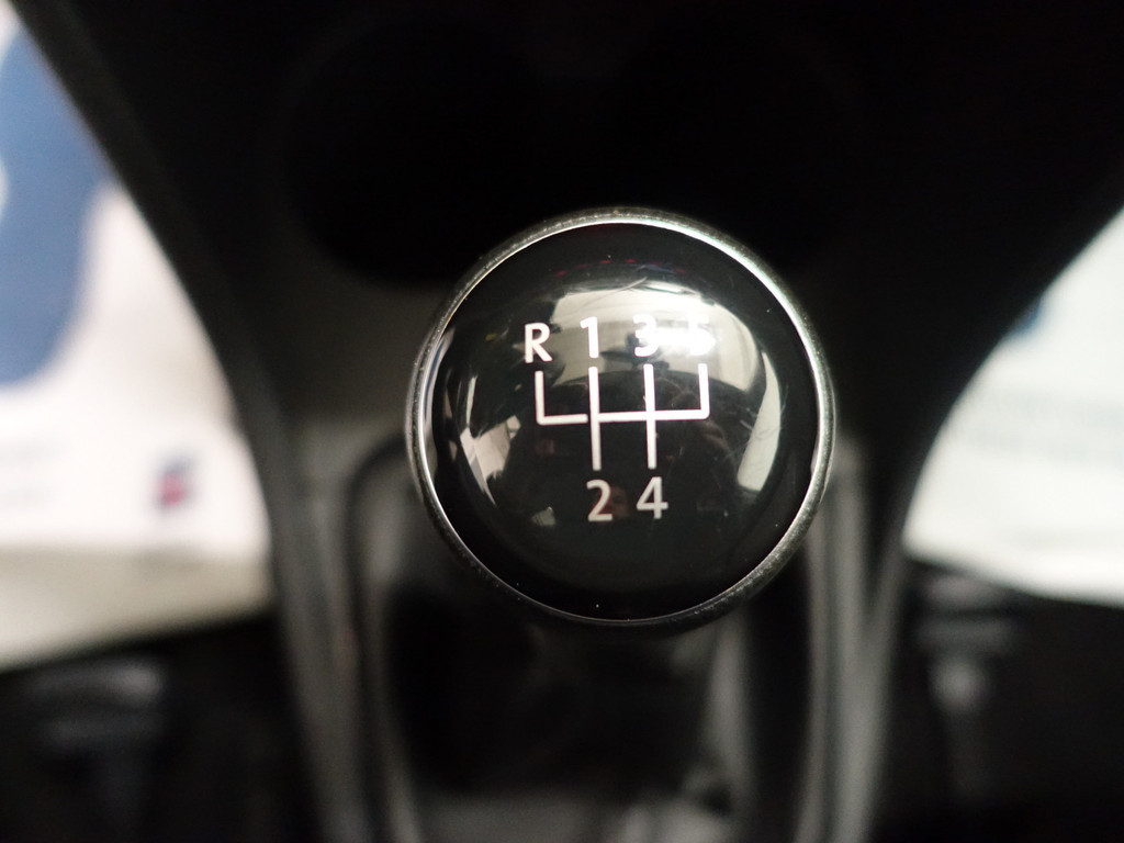 
Volkswagen Polo 1.4 TDI Highline Bluemotion – Navi, Clima, Cruise, Dealer onderhouden vol									