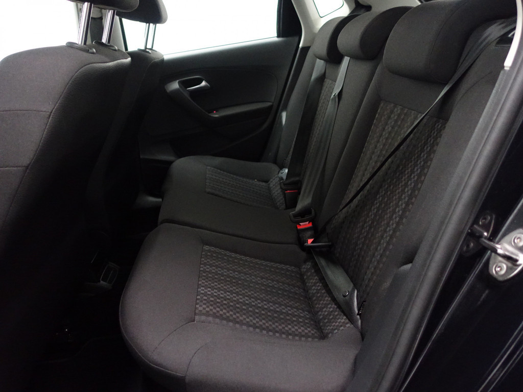 
Volkswagen Polo 1.4 TDI Highline Bluemotion – Navi, Clima, Cruise, Dealer onderhouden vol									