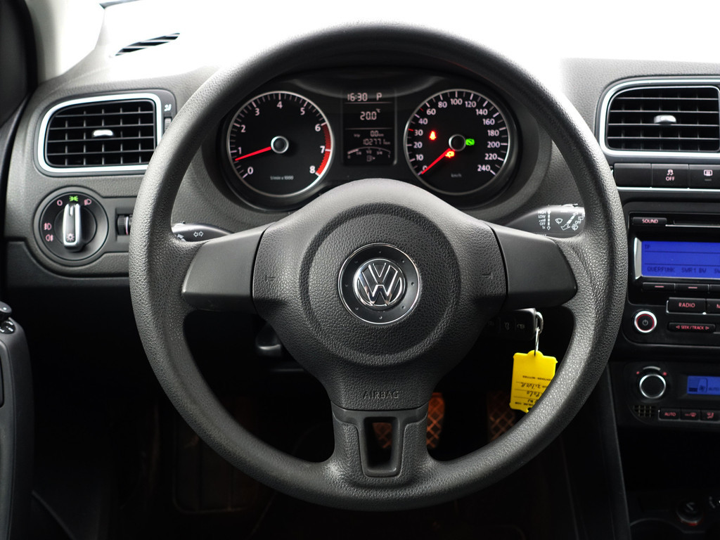 
Volkswagen Polo 1.4-16V Highline Aut- Nap 102dkm, Park Assist, Cruise, Clima, Elek Pakket vol									