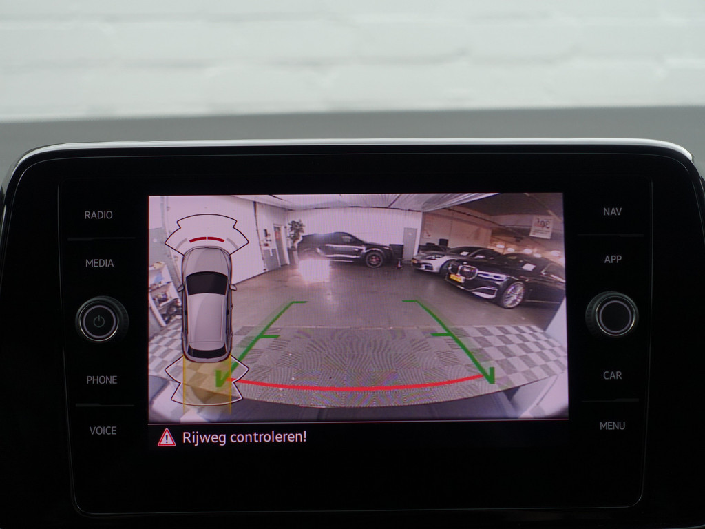 
Volkswagen T-Roc 1.5 TSI R-Line Business+ Aut- Panodak, Carplay, Ada Cruise, Camera, Park Assist, Park Pilot, Xenon Led vol									