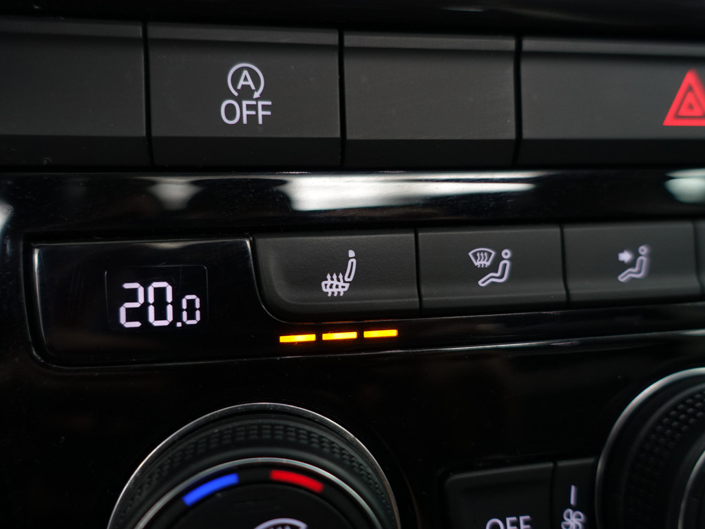 
Volkswagen T-Roc 1.5 TSI R-line+ Aut- Panodak, Sport Interieur, Ada Cruise, Xenon Led, Virtual Cockpit, Park Assist vol									