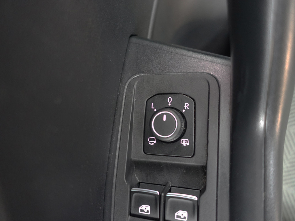 
Volkswagen T-Roc 1.5 TSI R-line+ Aut- Panodak, Sport Interieur, Ada Cruise, Xenon Led, Virtual Cockpit, Park Assist vol									