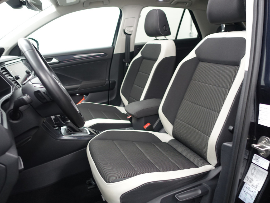 
Volkswagen T-Roc 1.5 TSI R-line+ Aut- Panodak, Sport Interieur, Ada Cruise, Xenon Led, Virtual Cockpit, Park Assist vol									