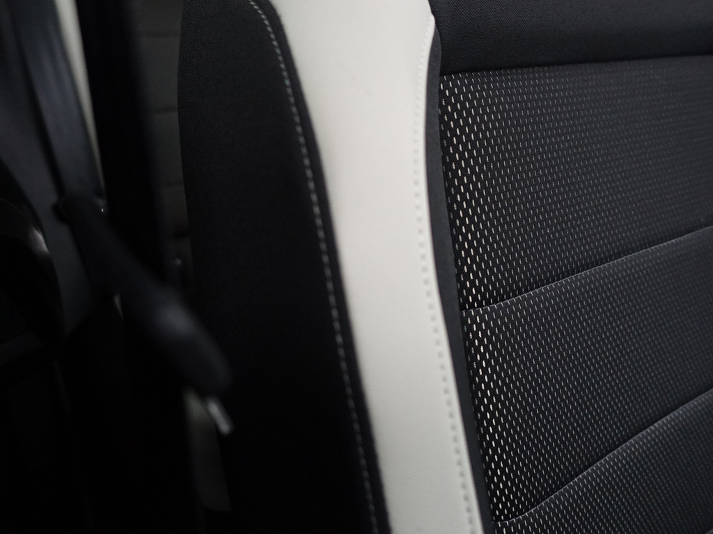 
Volkswagen T-Roc 1.5 TSI R-line+ Aut- Panodak, Sport Interieur, Ada Cruise, Xenon Led, Virtual Cockpit, Park Assist vol									