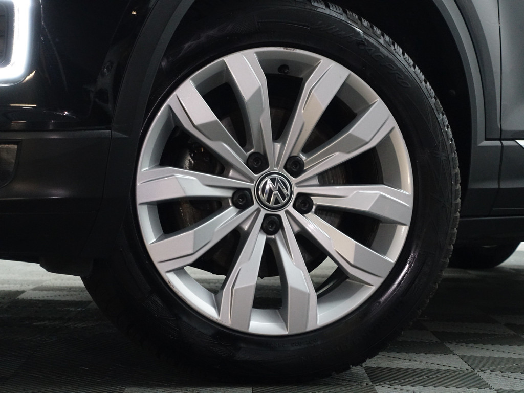
Volkswagen T-Roc 1.5 TSI R-line+ Aut- Panodak, Sport Interieur, Ada Cruise, Xenon Led, Virtual Cockpit, Park Assist vol									