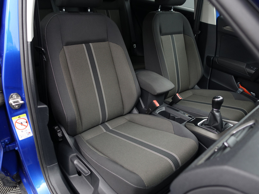 
Volkswagen T-Roc 1.0 TSI R Line- Two Tone, Carplay, Ada Cruise, Led, Park Assist, Clima, Sport Interieur vol									