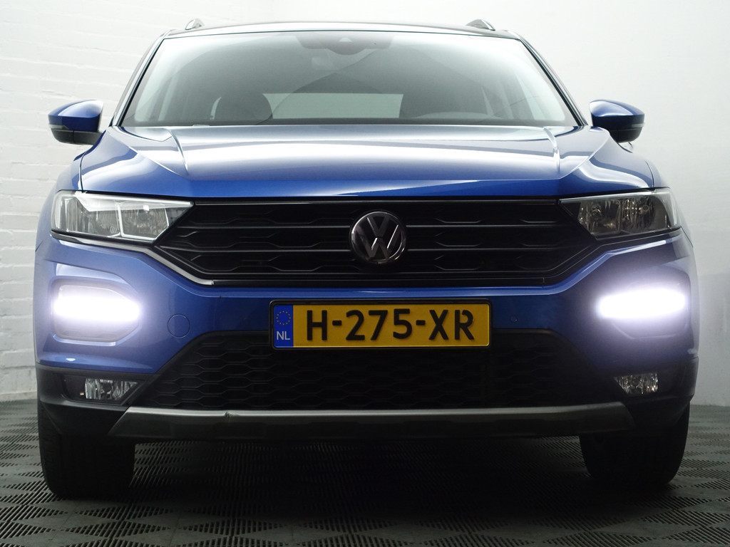 
Volkswagen T-Roc 1.0 TSI R Line- Two Tone, Carplay, Ada Cruise, Led, Park Assist, Clima, Sport Interieur vol									