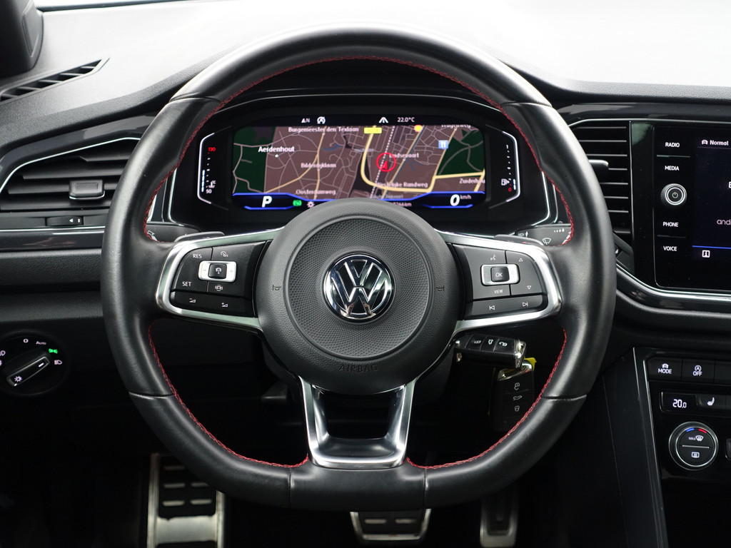 
Volkswagen T-Roc 1.5 TSI R Line+ Maxton Aut- Panoramadak, Two Tone, Carplay, Virtual Cockpit, Xenon Led Matrix, Dynamic Select vol									
