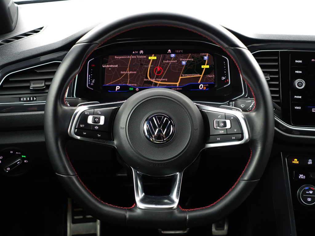 
								Volkswagen T-Roc 1.5 TSI R Line Sport Aut- Panodak, Sfeerverlichting, Ada Cruise, Dynamic Select, Carplay, Keyless, Camera vol									