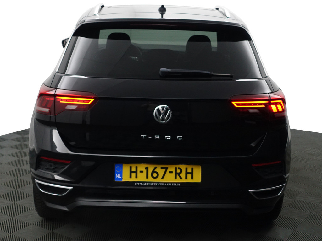 
Volkswagen T-Roc 1.5 TSI R Line Aut+ Panoramadak, Stuur/Stoelverwarming, Carplay, Keyless, Beats Audio, Sfeerverlichting vol									