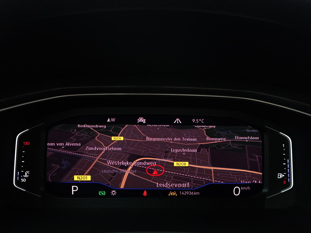 
Volkswagen T-Roc 1.5 TSI R Line Aut- Two Tone, CarPlay, Panoramadak, Dynamic Select, Xenon Led, Sfeerverlichting, Ada Cruise vol									