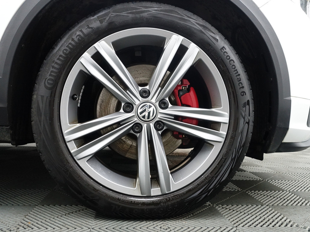 
Volkswagen T-Roc 1.5 TSI R Line Aut- Two Tone, CarPlay, Panoramadak, Dynamic Select, Xenon Led, Sfeerverlichting, Ada Cruise vol									