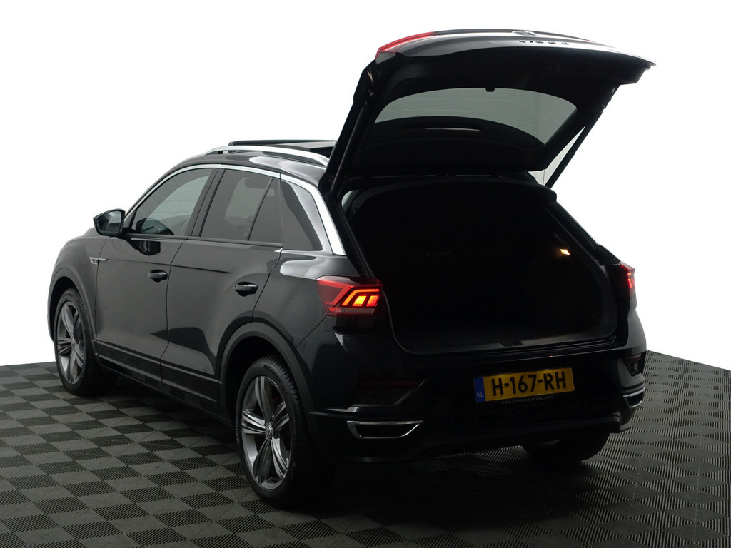 
Volkswagen T-Roc 1.5 TSI R Line Aut+ Panoramadak, Stuur/Stoelverwarming, Carplay, Keyless, Beats Audio, Sfeerverlichting vol									