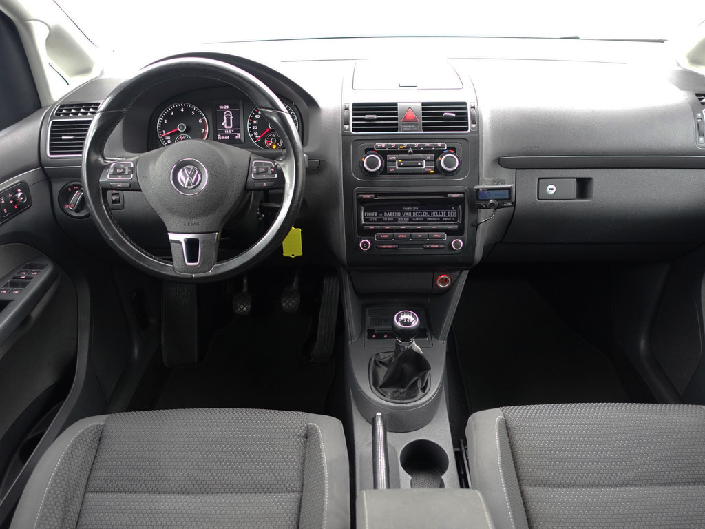 
Volkswagen Touran 1.2 TSI Highline Bluemotion- 7 Pers, Park Assist, Cruise, Clima, Family Pack, Privacy Glass vol									