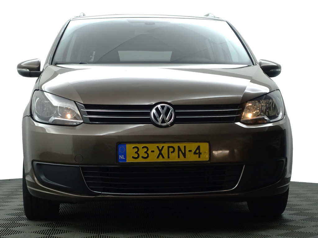 
Volkswagen Touran 1.2 TSI Highline Bluemotion- 7 Pers, Park Assist, Cruise, Clima, Family Pack, Privacy Glass vol									