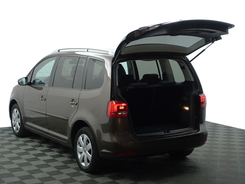 
Volkswagen Touran 1.2 TSI Highline Bluemotion- 7 Pers, Park Assist, Cruise, Clima, Family Pack, Privacy Glass vol									