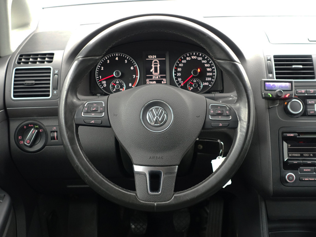 
Volkswagen Touran 1.2 TSI Comfortline BlueMotion- 7 Pers, Park Assist, Clima, Cruise, Trekhaak, Privacy Glass vol									