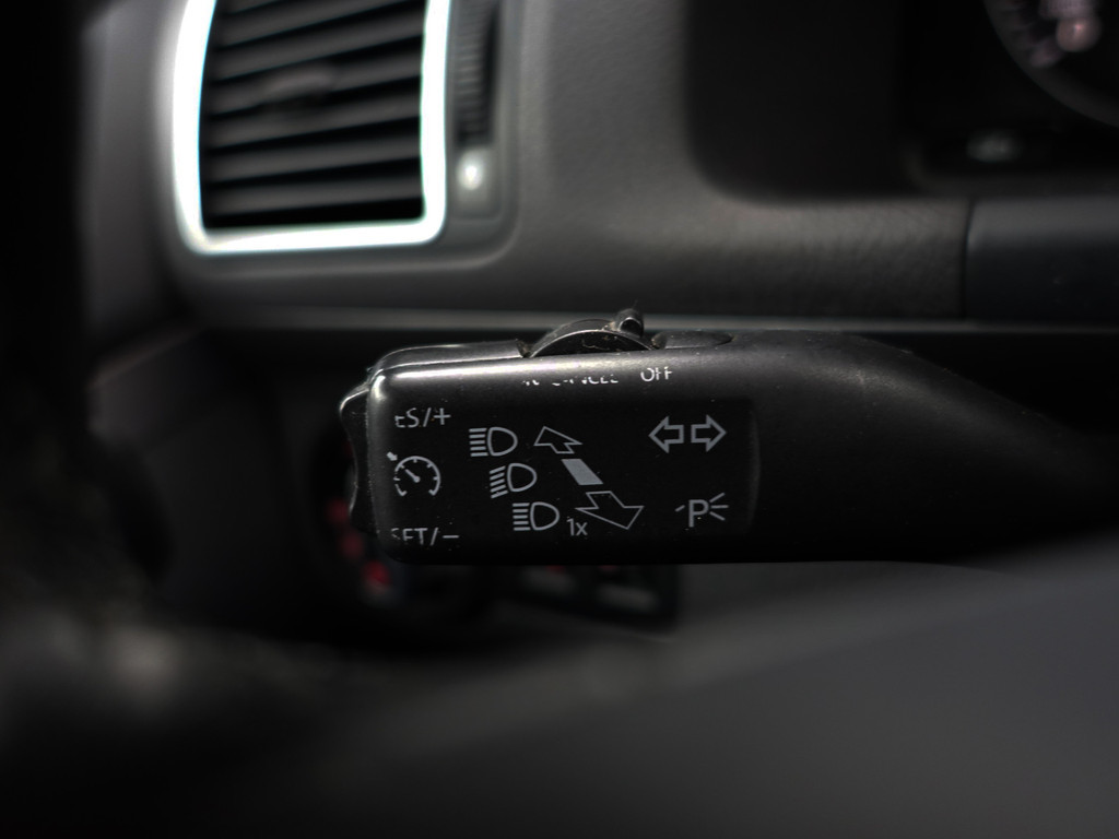 
Volkswagen Touran 1.2 TSI Comfortline BlueMotion- 7 Pers, Park Assist, Clima, Cruise, Trekhaak, Privacy Glass vol									