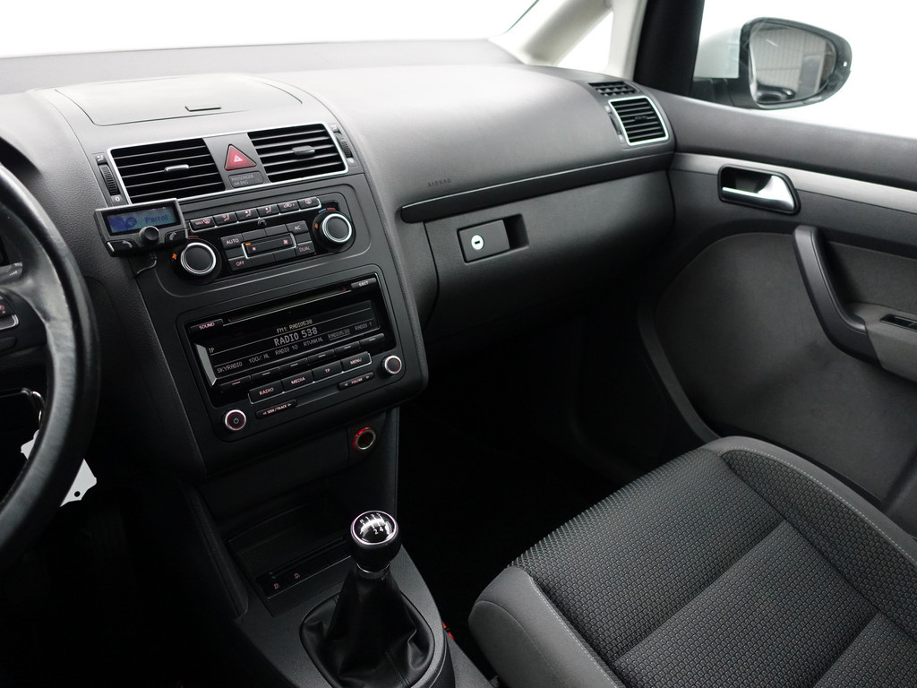 
Volkswagen Touran 1.2 TSI Comfortline BlueMotion- 7 Pers, Park Assist, Clima, Cruise, Trekhaak, Privacy Glass vol									