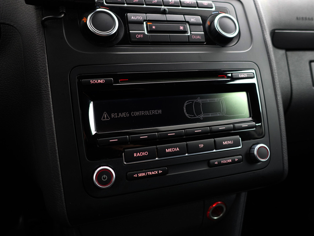 
Volkswagen Touran 1.2 TSI Comfortline BlueMotion- 7 Pers, Park Assist, Clima, Cruise, Trekhaak, Privacy Glass vol									