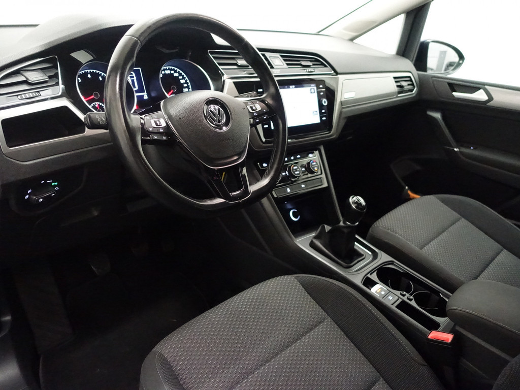 
Volkswagen Touran 1.2 TSI Highline- 7 Pers, Carplay, Park Assist, Navi, Clima, Cruise vol									