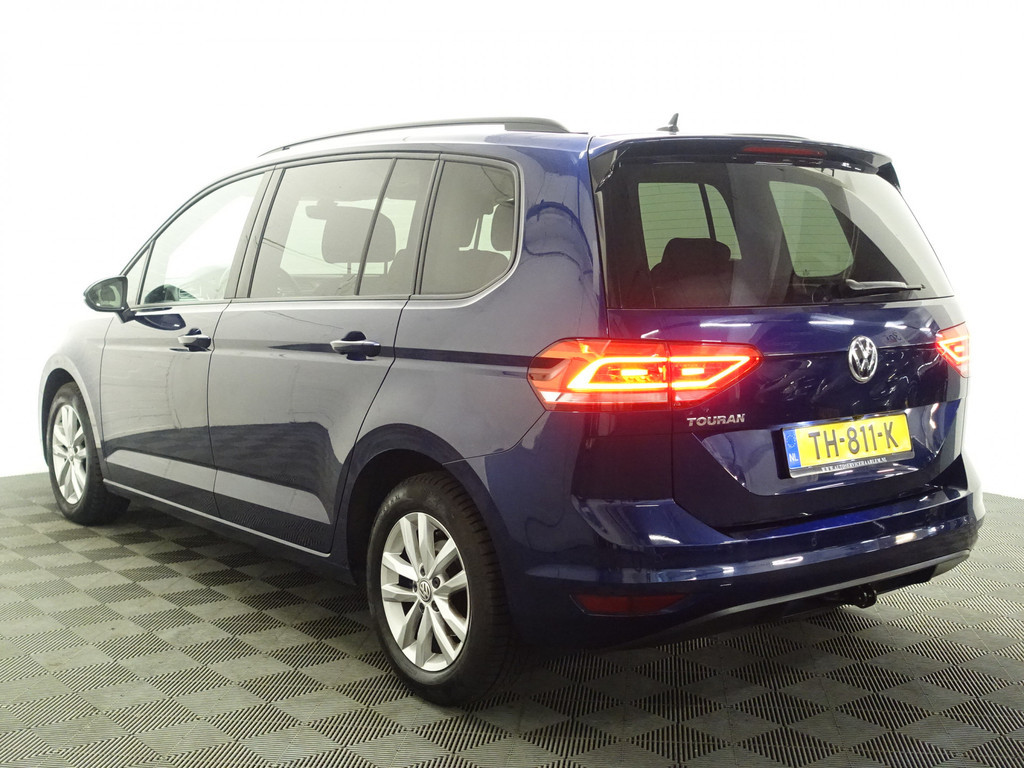
Volkswagen Touran 1.2 TSI Highline- 7 Pers, Carplay, Park Assist, Navi, Clima, Cruise vol									