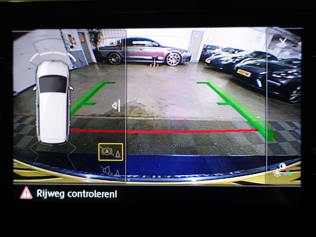 
Volkswagen Touran 1.2 TSI Highline- 7 Pers, Carplay, Park Assist, Navi, Clima, Cruise vol									