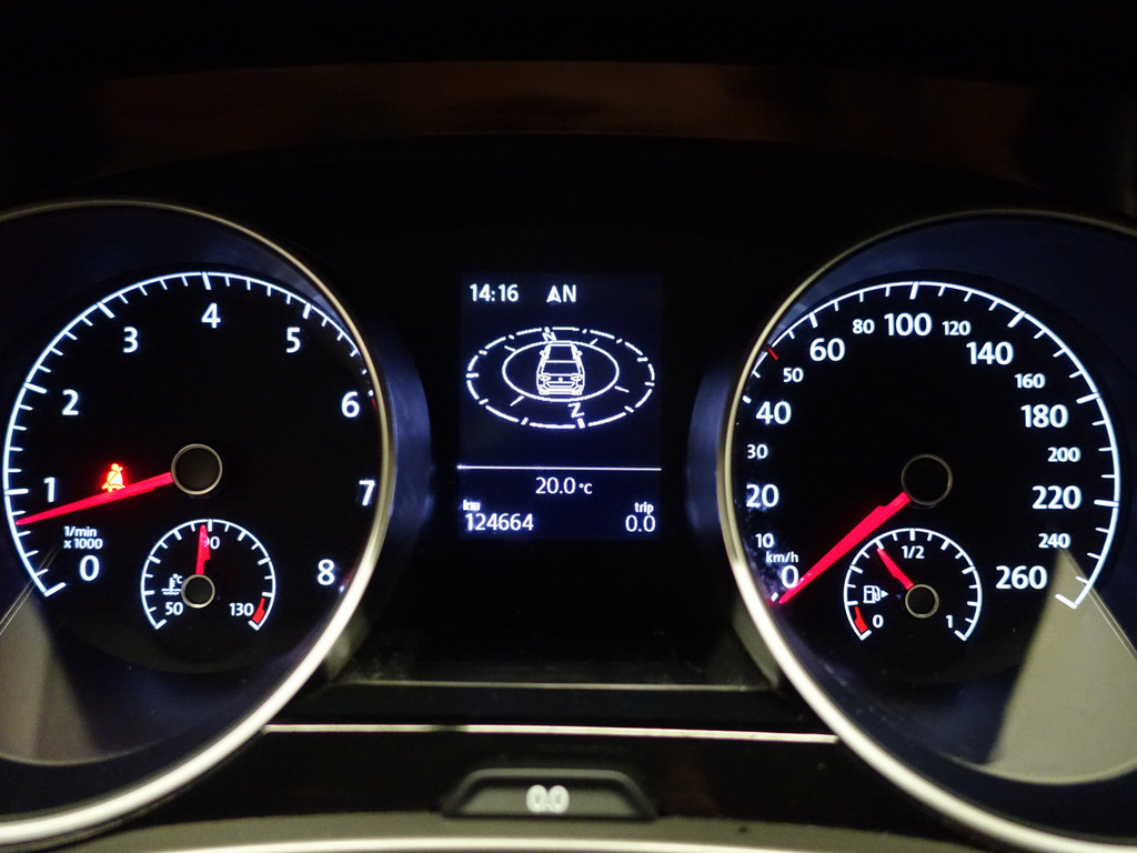 
Volkswagen Touran 1.2 TSI Highline- 7 Pers, Carplay, Park Assist, Navi, Clima, Cruise vol									