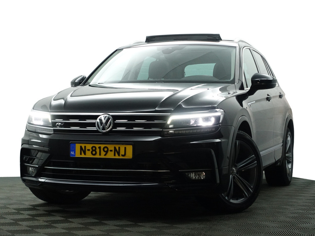 
Volkswagen Tiguan 1.5 TSI R-Line Advance Aut- Panoramadak, Stuur/Stoelverwarming, Memory, Park Assist, Park Pilot vol									