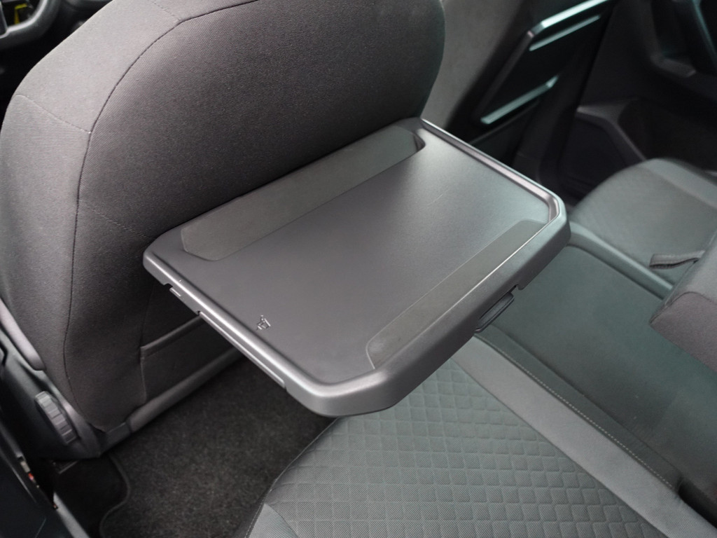 
Volkswagen Tiguan 1.5 TSI 170pk R line Edition- Dynamic Select, Carplay, Virtual Cockpit, Ada Cruise, Camera, Trekhaak, Xenon Led vol									