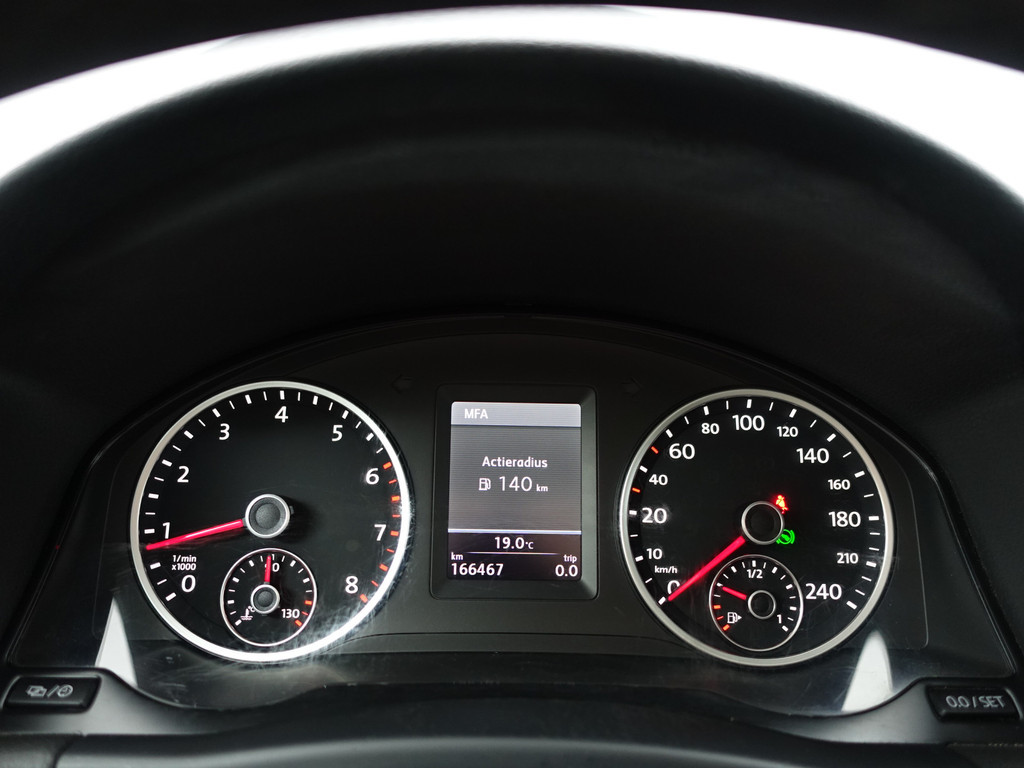 
								Volkswagen Tiguan 2.0 TSI 180pk 4motion R Line Aut- Panodak, Xenon Led, Bearlock, Dynaudio, Park Assist, Park Pilot, Camera vol									