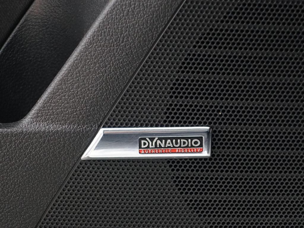 
								Volkswagen Tiguan 2.0 TSI 180pk 4motion R Line Aut- Panodak, Xenon Led, Bearlock, Dynaudio, Park Assist, Park Pilot, Camera vol									