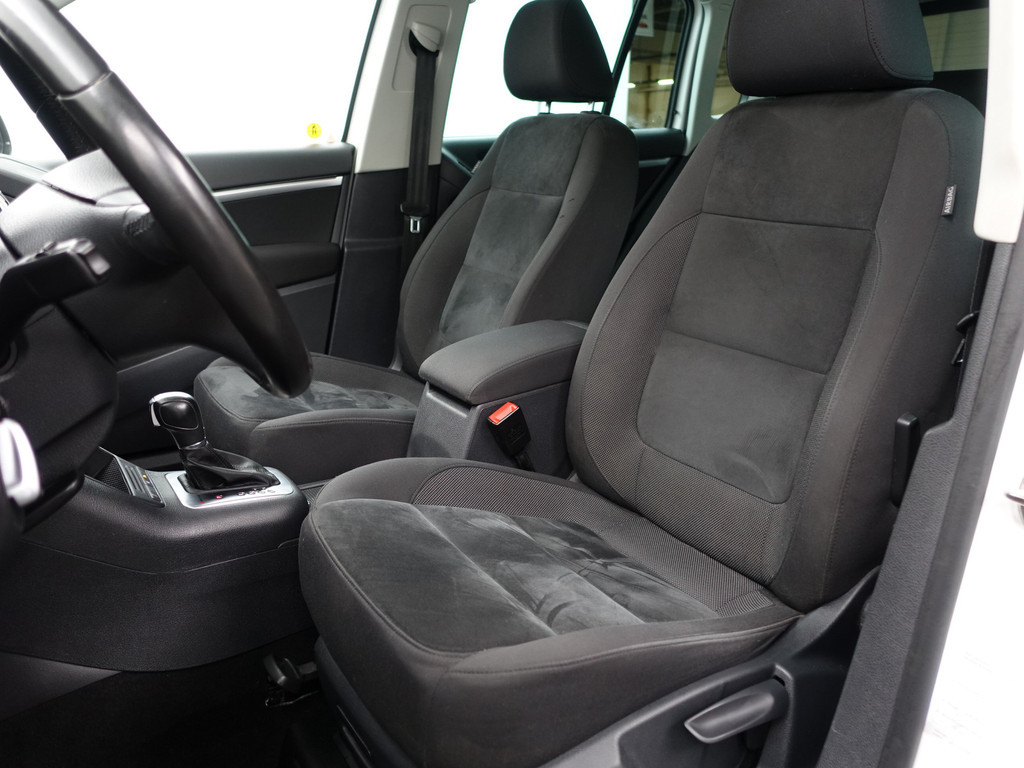 
								Volkswagen Tiguan 2.0 TSI 180pk 4motion R Line Aut- Panodak, Xenon Led, Bearlock, Dynaudio, Park Assist, Park Pilot, Camera vol									