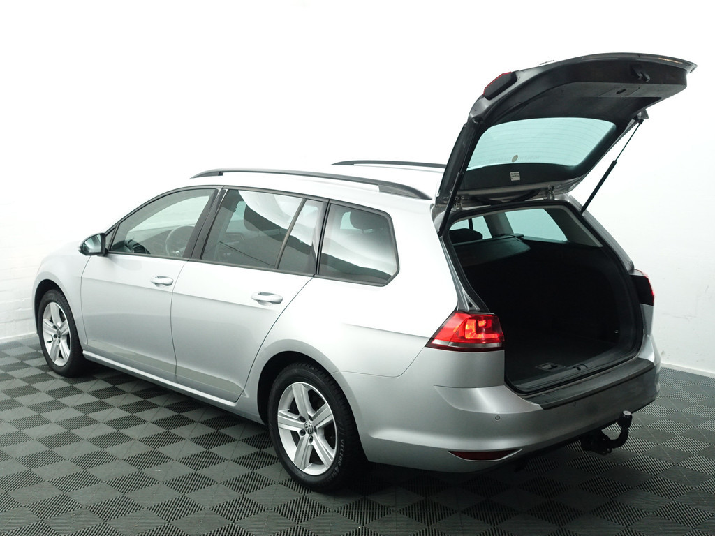 
								Volkswagen GOLF Variant 1.2 TSI Highline- Park Assist, Navi, Stoelverwarming, Clima, Cruise vol									