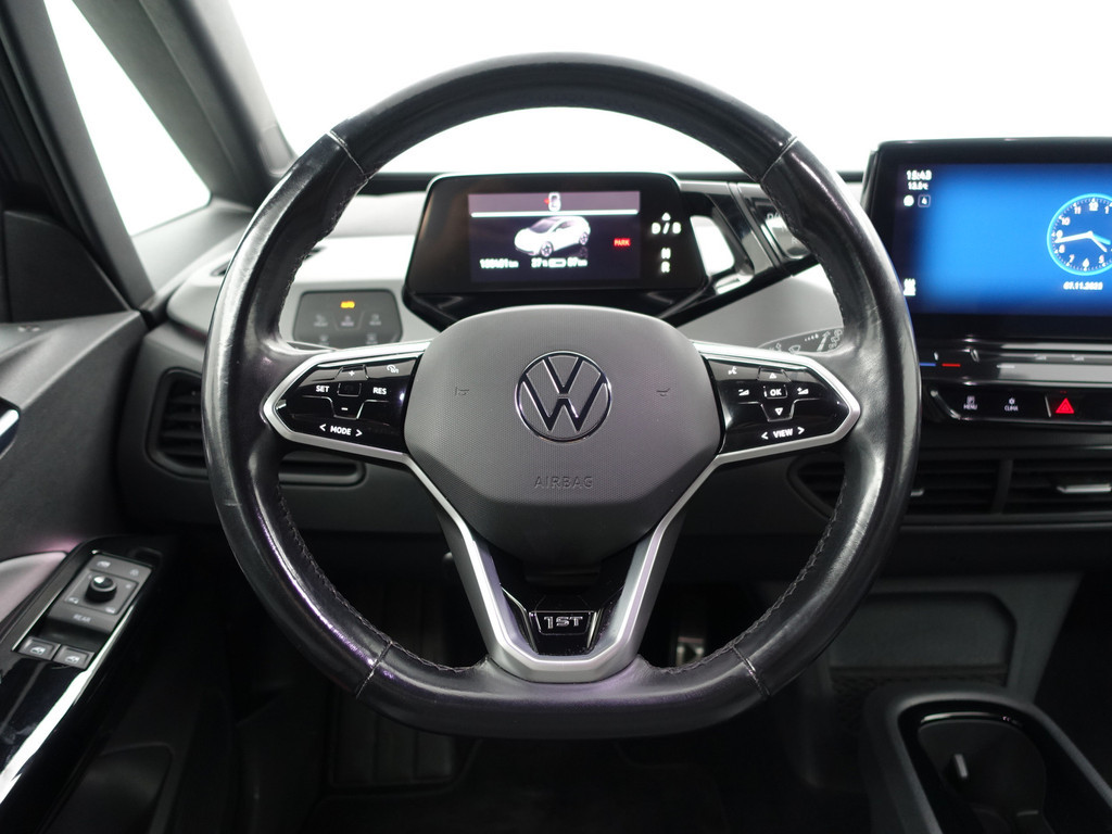 
Volkswagen ID.3 First Plus 58 kWh Aut- Stuur/Stoelverwarming, CarPlay, Sfeerverlichting, Ada Cruise, Standkachel, Xenon led, Dynamic Select vol									