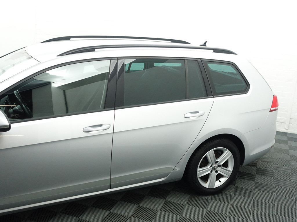 
								Volkswagen GOLF Variant 1.2 TSI Highline- Park Assist, Navi, Stoelverwarming, Clima, Cruise vol									