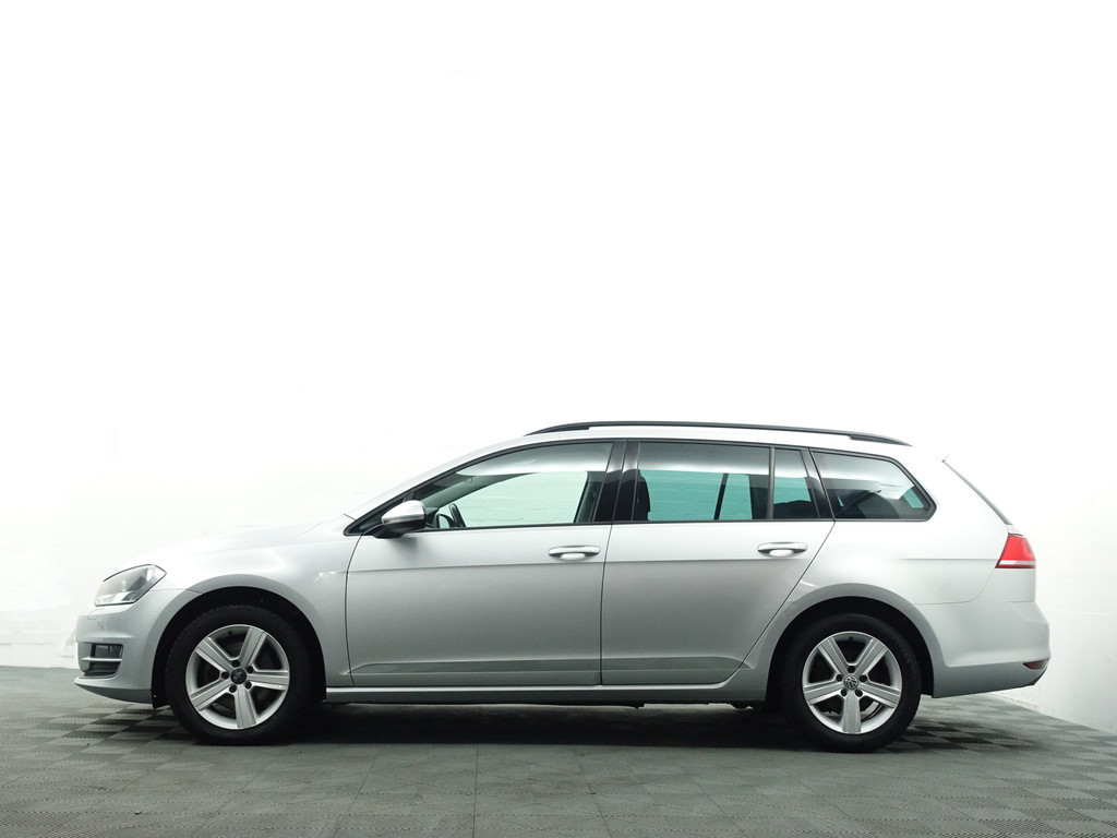 
								Volkswagen GOLF Variant 1.2 TSI Highline- Park Assist, Navi, Stoelverwarming, Clima, Cruise vol									