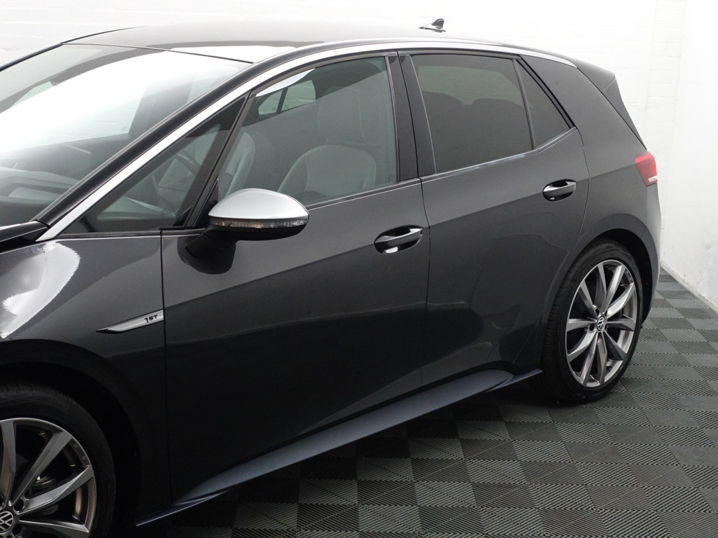 
Volkswagen ID.3 Pro Edition 58 kWh Panodak, Massage Stoelen, Head Up, Stuur/Stoelverwarming, Camera, Ada Cruise vol									