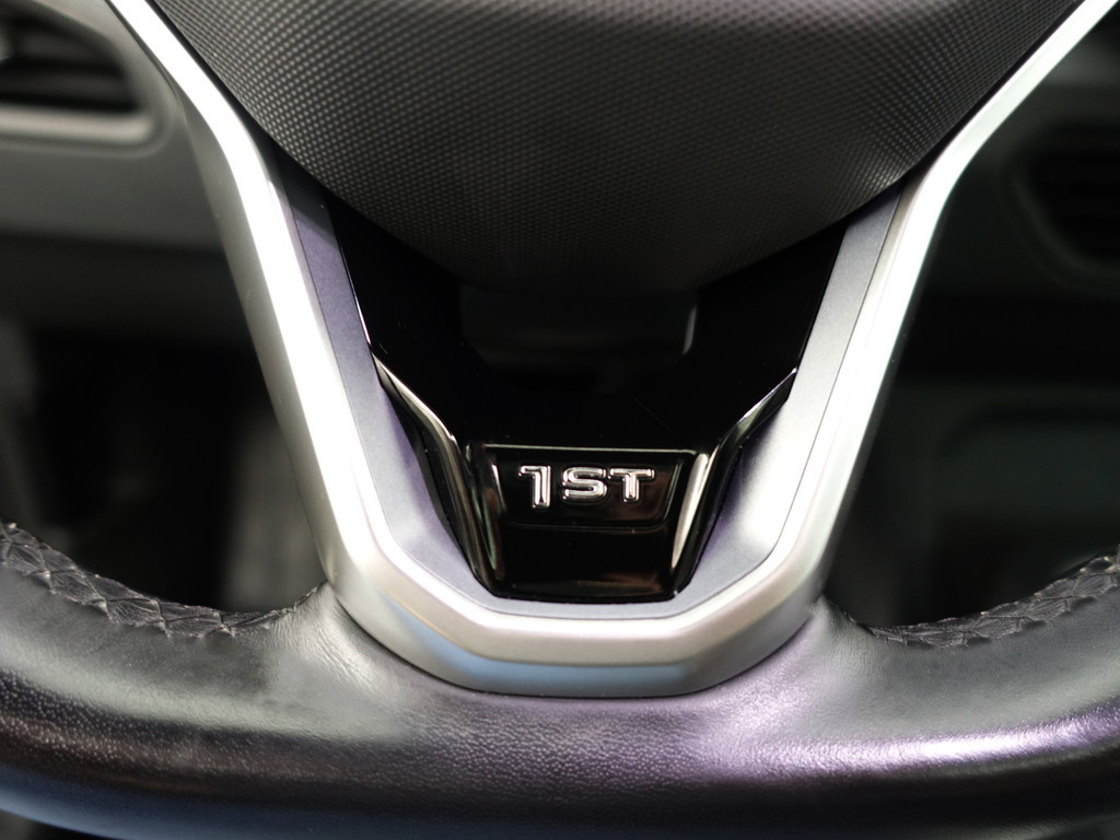 
Volkswagen ID.3 Pro Edition 58 kWh Panodak, Massage Stoelen, Head Up, Stuur/Stoelverwarming, Camera, Ada Cruise vol									