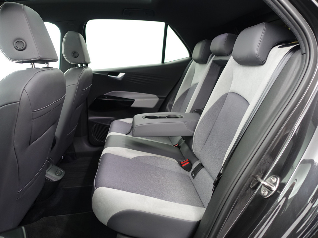 
Volkswagen ID.3 Pro Edition 58 kWh Panodak, Massage Stoelen, Head Up, Stuur/Stoelverwarming, Camera, Ada Cruise vol									