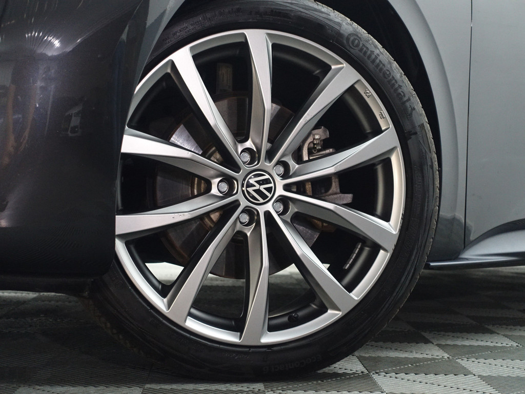 
Volkswagen ID.3 Pro Edition 58 kWh Panodak, Massage Stoelen, Head Up, Stuur/Stoelverwarming, Camera, Ada Cruise vol									