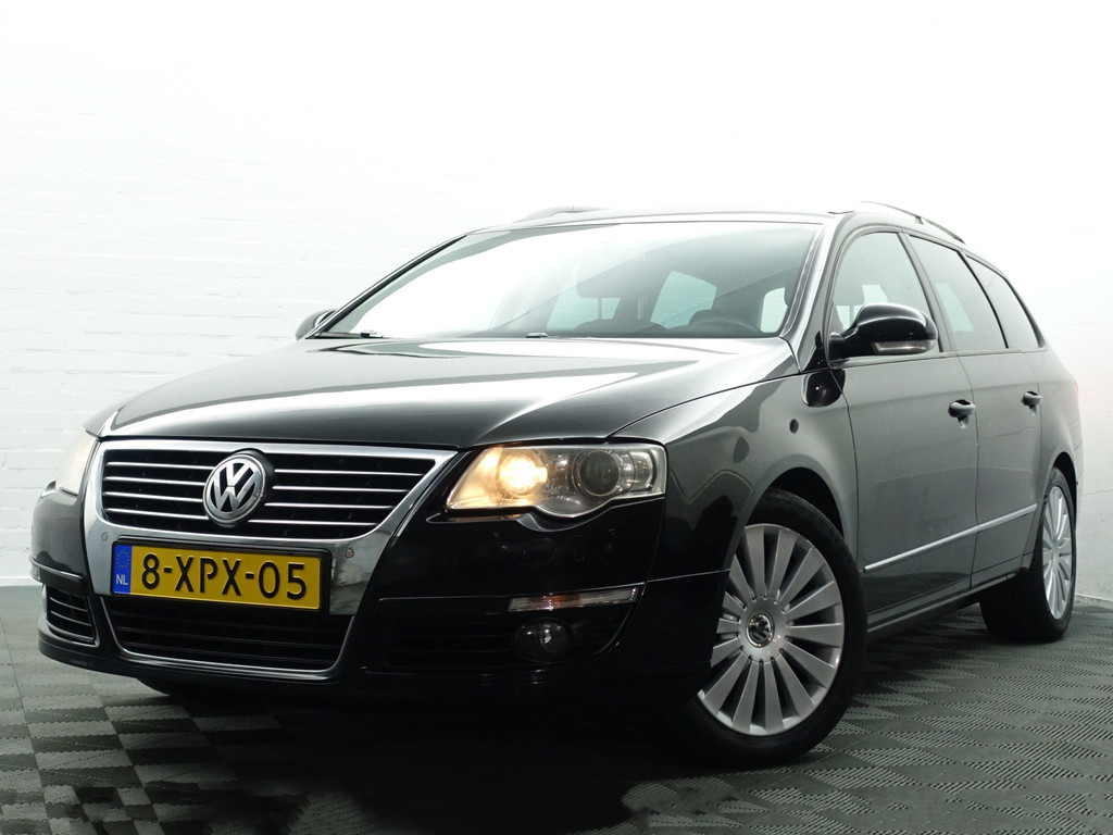 
								Volkswagen Passat Variant 3.2 V6 4 Motion Highline Aut- Park Assist, Sport onderstel, Ergo Comfort, Cruise, Clima, Stoelverwarming vol									