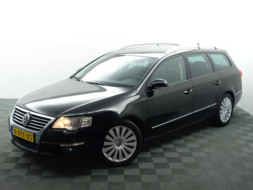 
								Volkswagen Passat Variant 3.2 V6 4 Motion Highline Aut- Park Assist, Sport onderstel, Ergo Comfort, Cruise, Clima, Stoelverwarming vol									