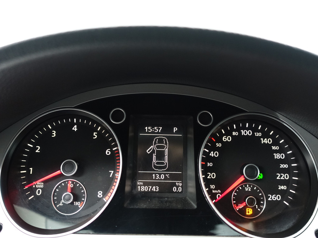 
								Volkswagen Passat Variant 3.2 V6 4 Motion Highline Aut- Park Assist, Sport onderstel, Ergo Comfort, Cruise, Clima, Stoelverwarming vol									