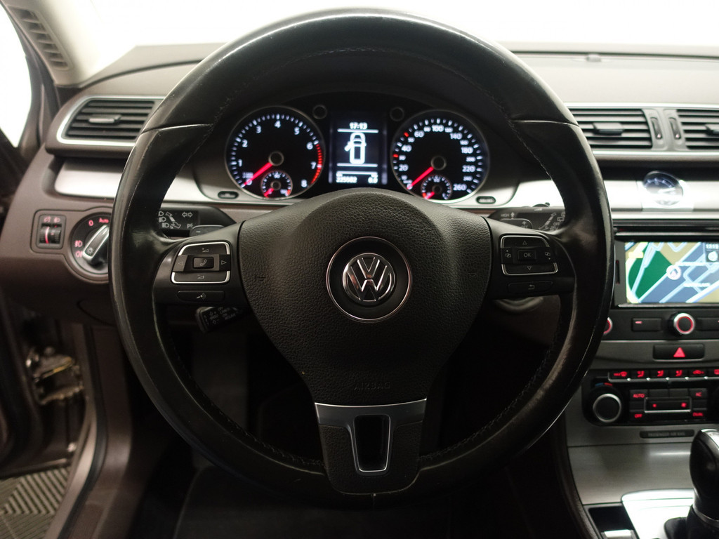 
Volkswagen Passat Variant 1.4 TSI Highline BlueMotion Aut– Park Assist, Navi, Clima, Cruise, Comfort Interieur vol									