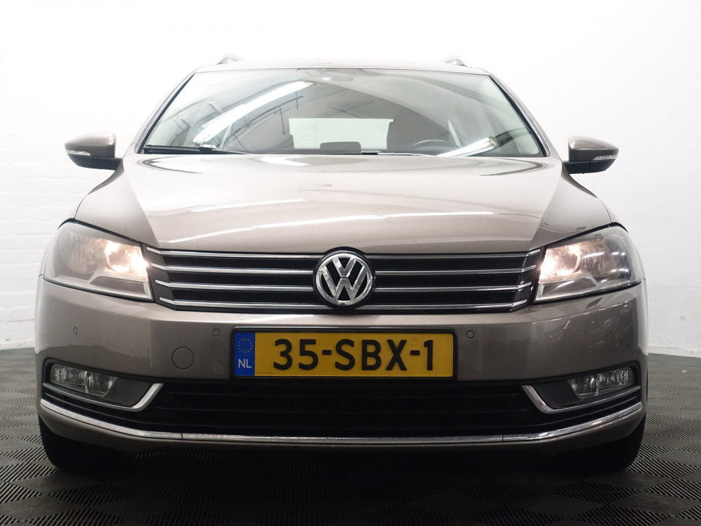 
Volkswagen Passat Variant 1.4 TSI Highline BlueMotion Aut– Park Assist, Navi, Clima, Cruise, Comfort Interieur vol									
