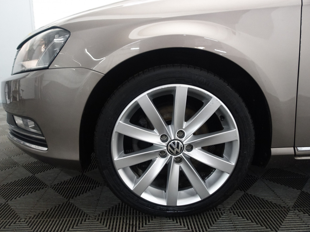 
Volkswagen Passat Variant 1.4 TSI Highline BlueMotion Aut– Park Assist, Navi, Clima, Cruise, Comfort Interieur vol									